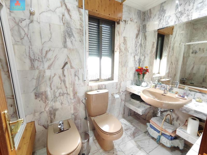 Foto 3bbdb12b-8e38-4c2c-a350-b1fd595a08d8. Chalet avec chauffage parking dans La Encarnación Ávila