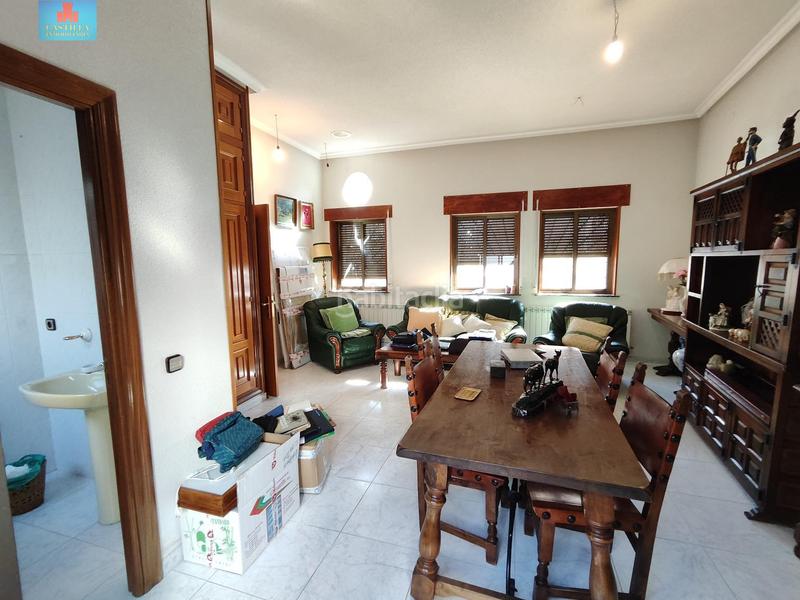 Foto 5891ff1f-0403-4a3d-a50e-23f6602a4ab6. Chalet avec chauffage parking dans La Encarnación Ávila