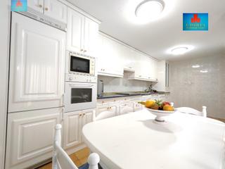 Maison à Velayos. Oportunidad espectacular casa de 424m2 zona centro