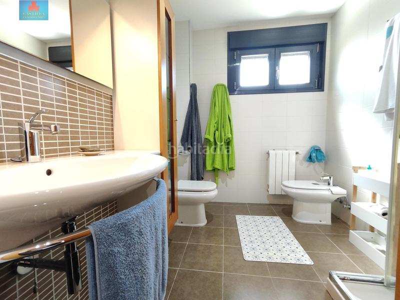 Foto 3e4b4947-4e95-443d-ae01-88cee2aa82fa. Doppelhaus mit heizung parking in Hervencias Ávila