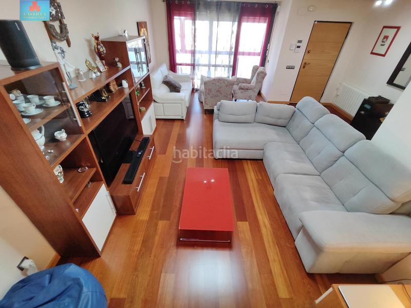 Foto 8ea6be18-0013-4738-907d-4267c4c9c372. Doppelhaus mit heizung parking in Hervencias Ávila