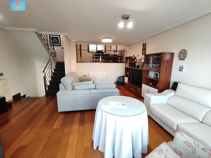 Foto a54329a8-9ae3-4823-bdf6-9855a9827d1a. Casa aparellada amb calefacció aparcament a Hervencias Ávila