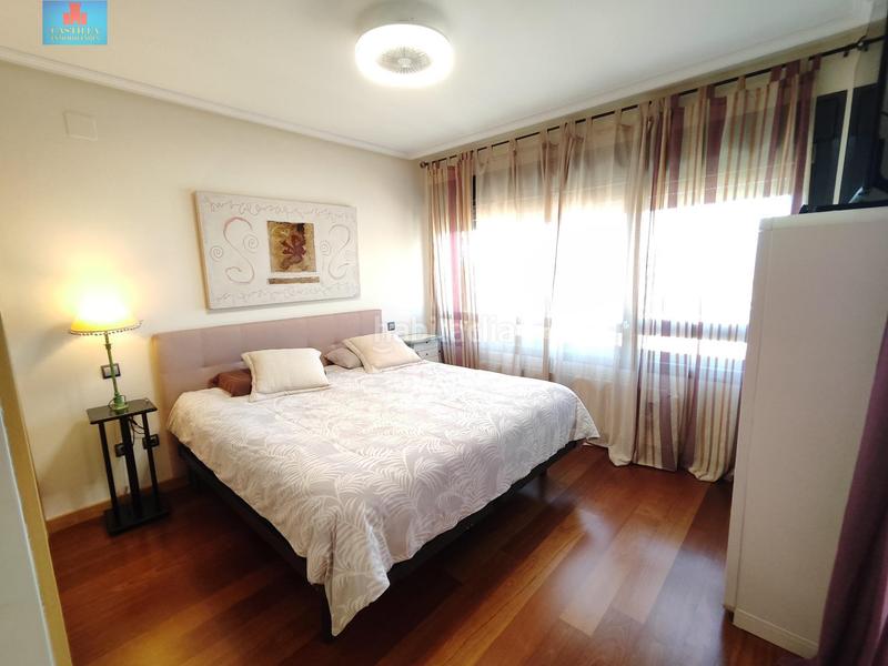 Foto c7bf9daf-bdf4-409d-a6f5-164fe7d5e972. Doppelhaus mit heizung parking in Hervencias Ávila