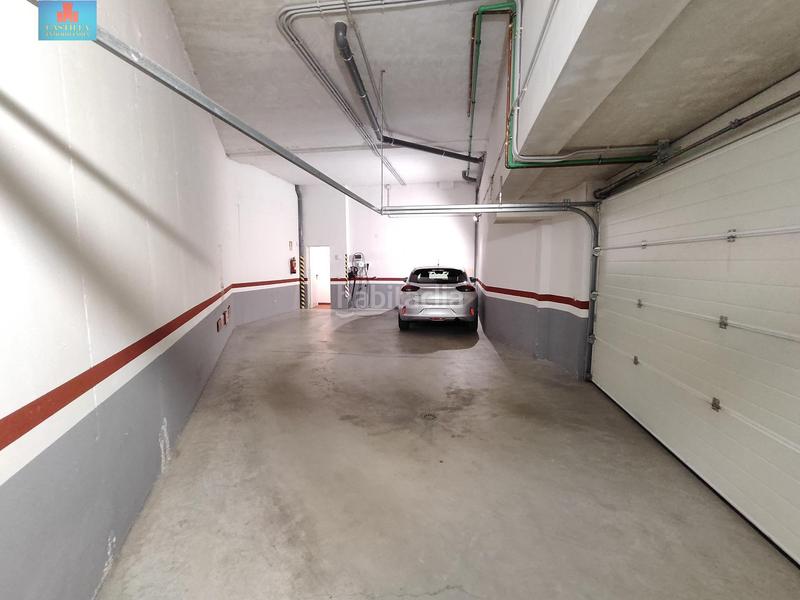 Foto cbdf823d-aac8-42e2-8dde-8053cd3f2159. Doppelhaus mit heizung parking in Hervencias Ávila