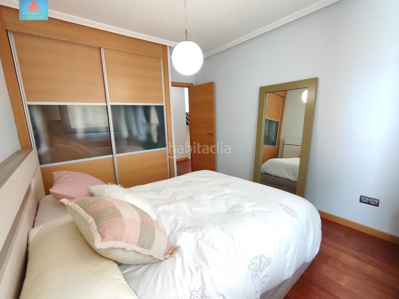 Foto cf695a21-e3f6-49a9-832d-4239c3efcd30. Casa aparellada amb calefacció aparcament a Hervencias Ávila