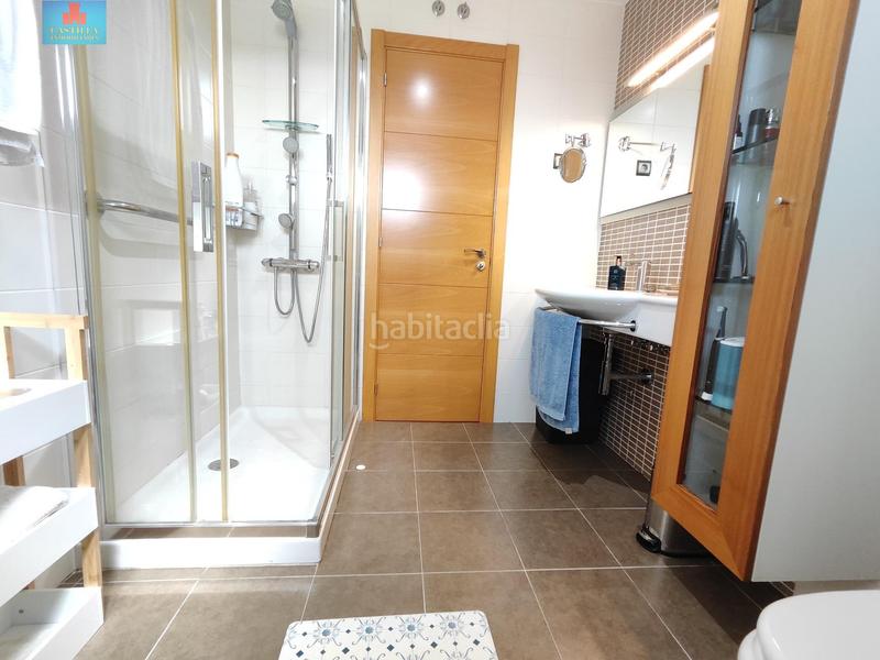 Foto e0469916-e9ce-46fe-89e1-868b5bbb69d6. Doppelhaus mit heizung parking in Hervencias Ávila