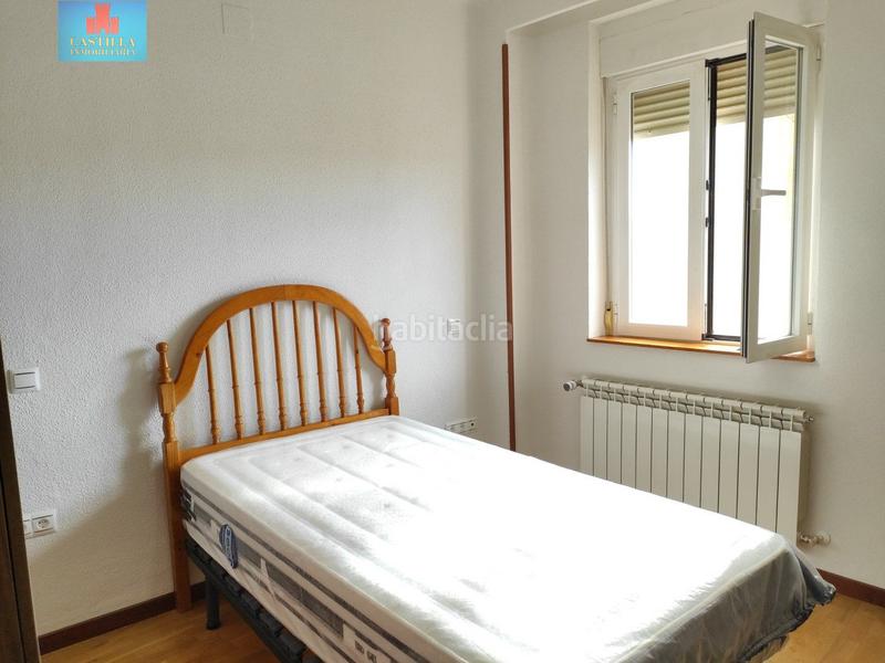 Foto 488e2b20-5d25-4437-bc3c-92cb86ff92eb. Miete etagenwohnung mit heizung in Estación Ávila