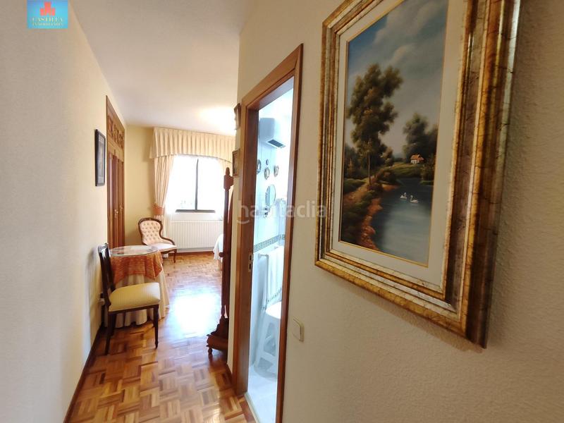 Foto c6e50b32-5473-40a0-a4aa-66406e492f0e. Flat with heating in Berruguete Madrid