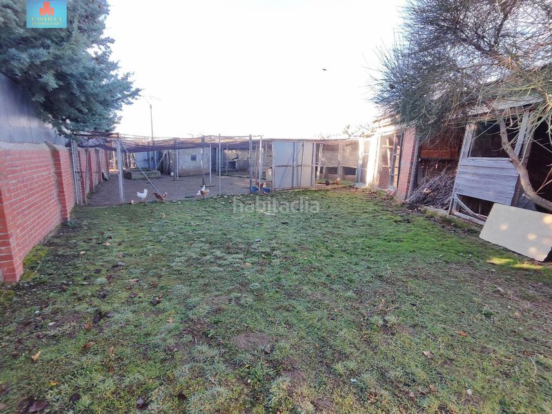 Foto ced9ddde-934b-4775-9628-bc180a1c0084. Casa amb aparcament a Mingorría