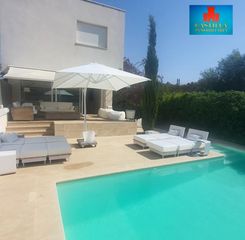 Lloguer Xalet a Hervencias. Único y espectacular chalet con piscina y posibilidad de cámara