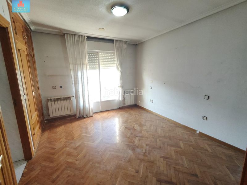 Foto eb9544b4-efdb-470e-a017-d4ff951ab64c. Casa aparellada amb calefacció aparcament a Hervencias Altas - El Pinar Ávila