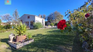 Chalet in Peñalba de Ávila. Oportunidad chalet independiente con piscina a 20 minutos ávila