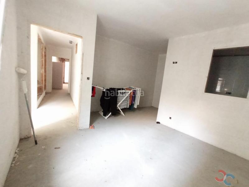 Foto 058bd68f-7dbe-45ff-b0b6-9d9678029946. Local comercial local en Marín