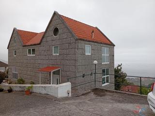Xalet a Marín. Marínchalet