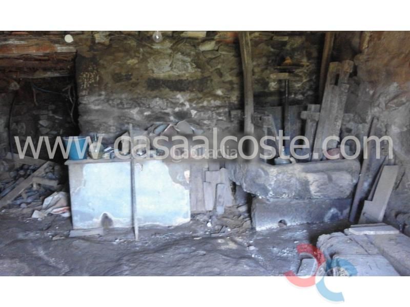 Foto b35c0350-fe27-4fbe-9793-e11aad3c1c19. Casa amb aparcament a Marín