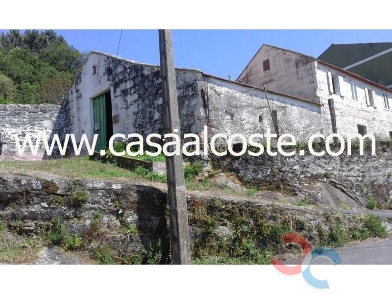 Foto e947ac0f-9f7a-4bd8-b491-7ba2d95b8f4a. Casa amb aparcament a Marín
