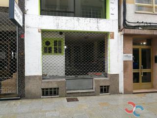 Location Local commercial à Marín. Marínlocal