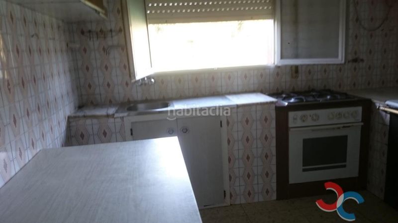 Foto 274c8a4a-3e0f-4358-891b-818d5f9a6ac7. Casa a Estrada (A)