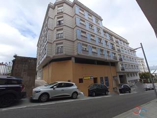 Local commercial à Marín. Marínlocal