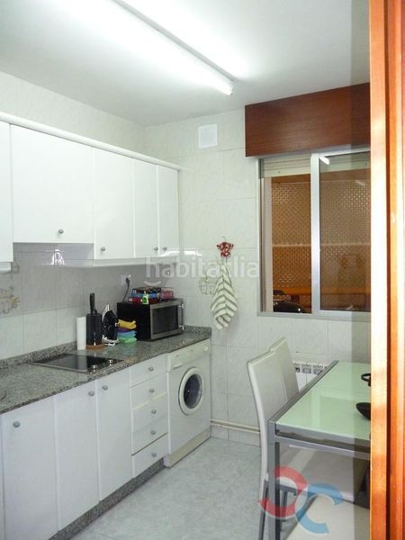 Foto c010d8f3-c821-450f-9349-5e24a79792b3. Xalet a Centro - Echegaray Pontevedra