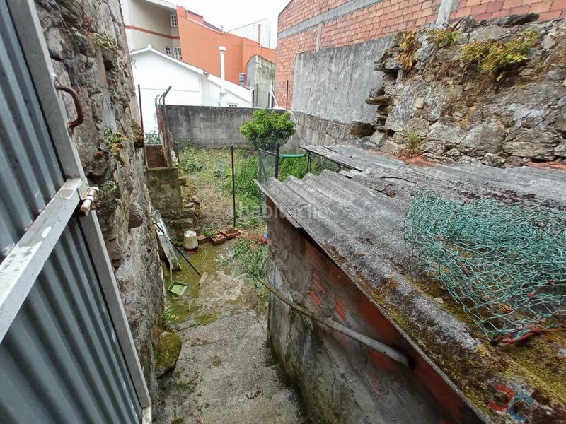 Foto dc75150d-0e5c-45fc-a157-8cdcd7d6c35e. Casa amb aparcament a Marín