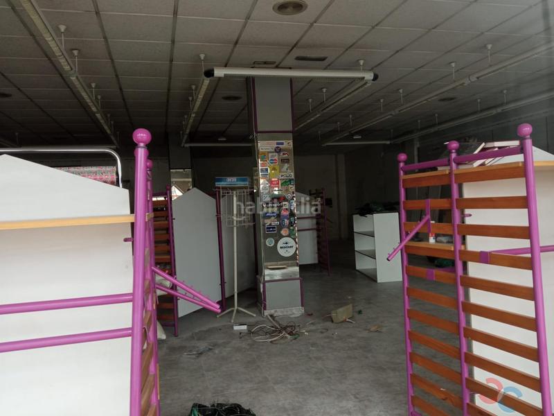 Foto 84ab2bbf-bf60-4fca-964f-0ab377209672. Local comercial local en Marín