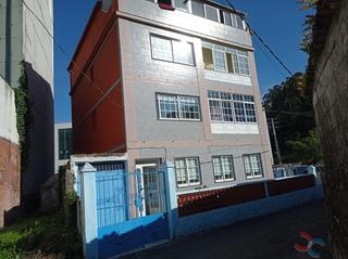 Édifice à Marín. Marínedificio