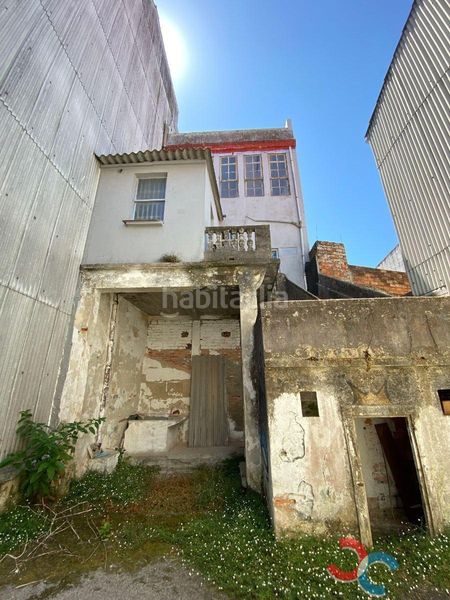 Foto 1063b6c0-c7f3-4d45-b1fb-f625061dda76. Casa a Marín