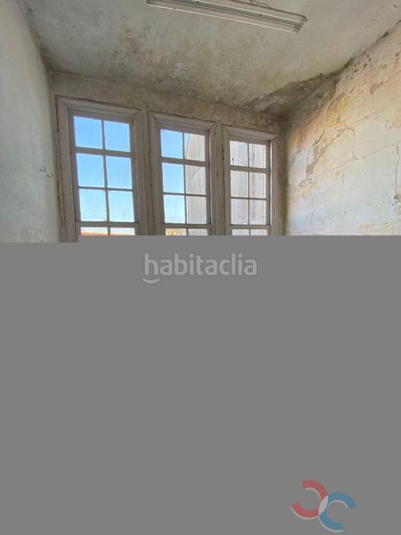 Foto 8bbc0d40-fe50-48c1-8f32-83f3e4924279. Casa a Marín