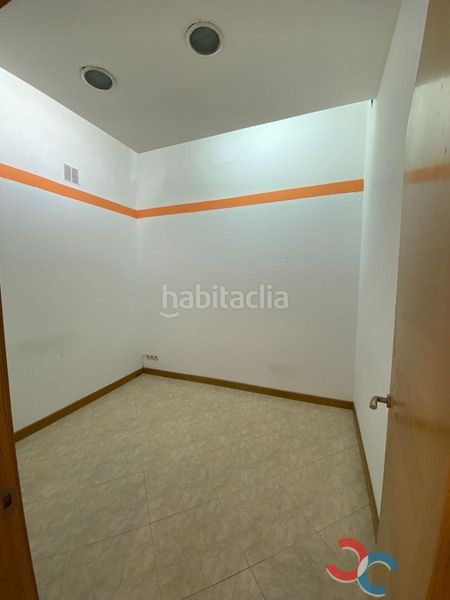 Foto ed1b32ef-35d7-49ed-9b25-5e547a00cc41. Casa a Marín