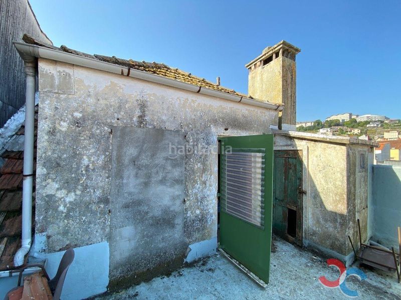 Foto f472b7e4-fd53-4dba-b48b-7404db596f6b. Casa a Marín