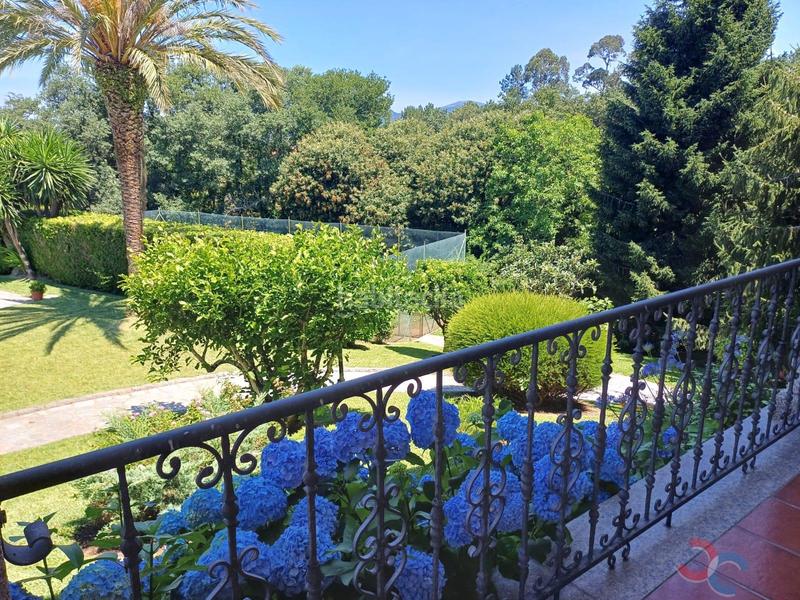 Foto a918de43-cbb8-4364-b6db-fd0a31ff33ed. Chalet avec parking dans Fontecarmoa Vilagarcía de Arousa