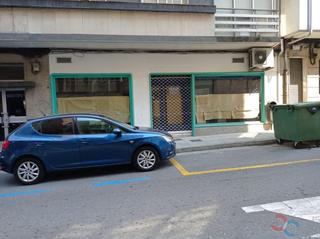 Location Local commercial à Marín. Marínlocal