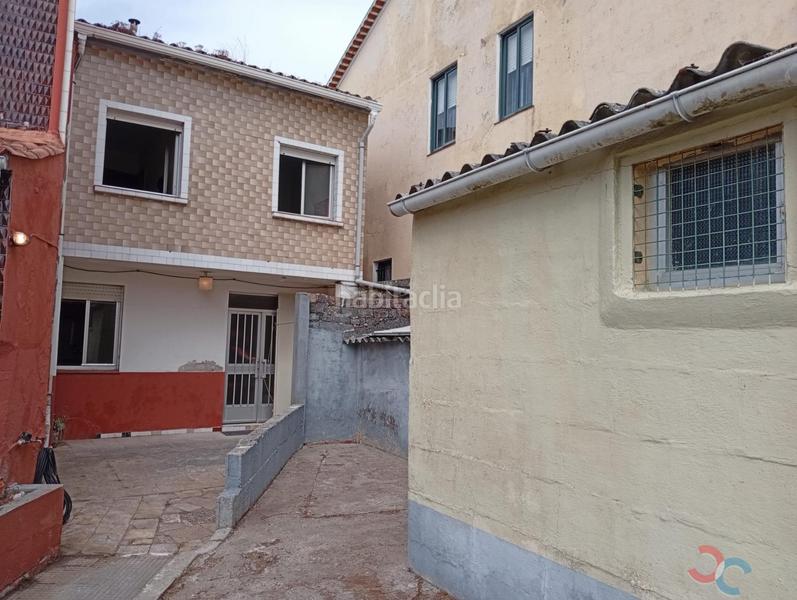 Foto af571fe0-f82a-4660-883b-33994b168f2c. Casa  en Marín