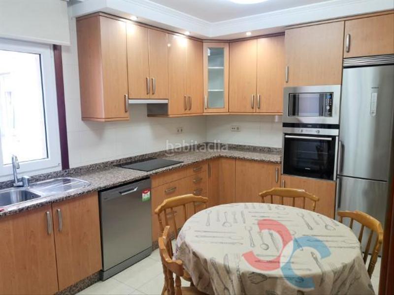 Foto cf6fcb81-7a33-46f2-acc4-c229d95c6161. Piso  en Marín