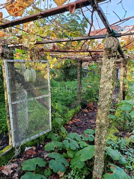 Foto 9af8e0d1-a45c-40e0-9b72-09e4c1d0861d. Terrain résidentiel dans Marín