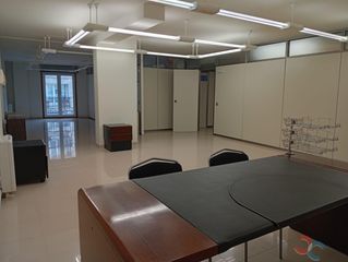 Location Bureau à Marín. Marínoficina