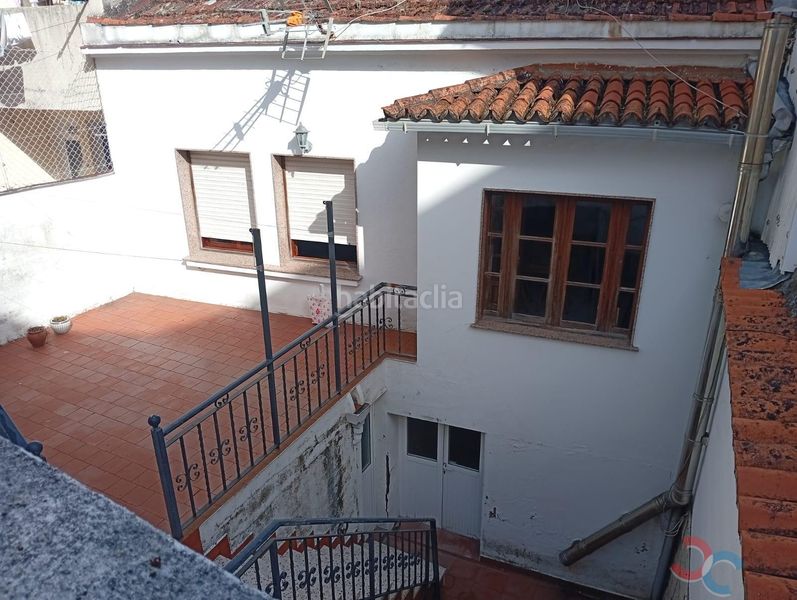 Foto 5d98ba72-149d-46a4-8f82-a183a0ced62b. Casa a Marín