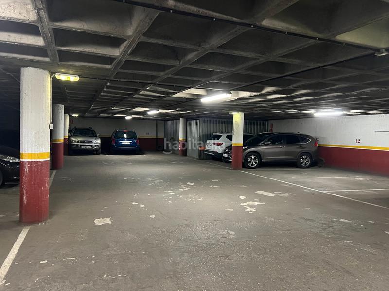 Foto 8650f689-6ff6-4f32-a44f-3b5199c4b14d. Parking coche en La Felguera Langreo