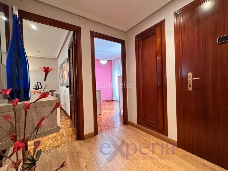 Foto d3890672-0cc1-45b9-8e83-3eebd8eb1342. Piso  en venta en el centro de La Felguera (). en Langreo