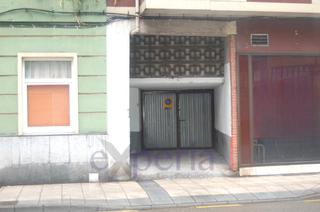 Aparcament cotxe a Calle torre de abajo 21