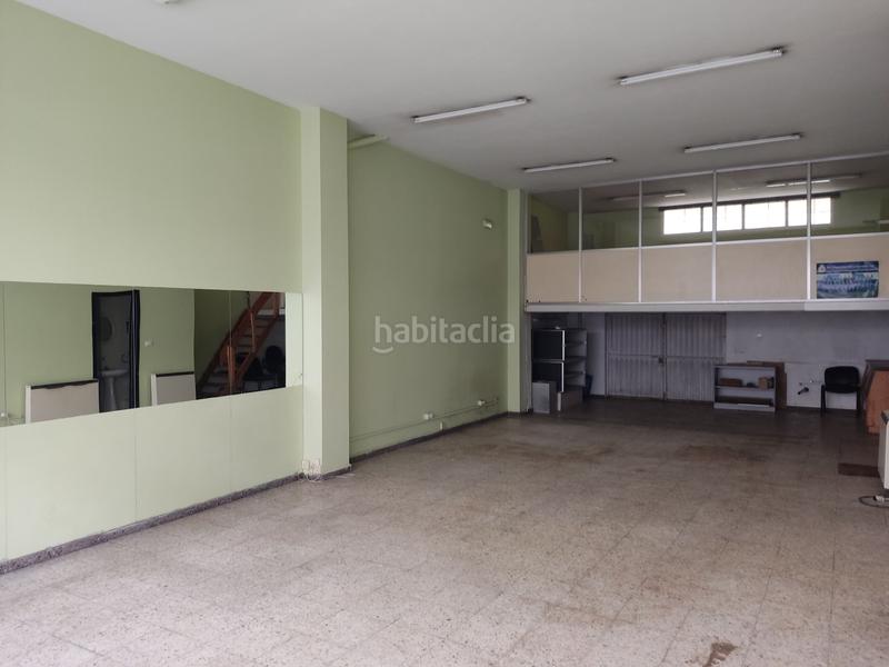 Foto c95f2f43-ec91-41ca-93b4-4776175dec1a. Location local commercial dans n/a dans Cambre