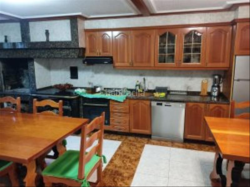 Foto a37b7f4e-0bc8-4b91-98ea-ac40b14d9b46. Chalet en n/a venta de chalet indepediente en Liáns Oleiros