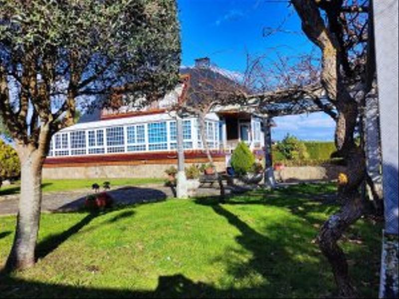 Foto d1564001-b8bc-4426-9e9e-f5e312e3e4b4. Chalet en n/a venta de chalet indepediente en Liáns Oleiros