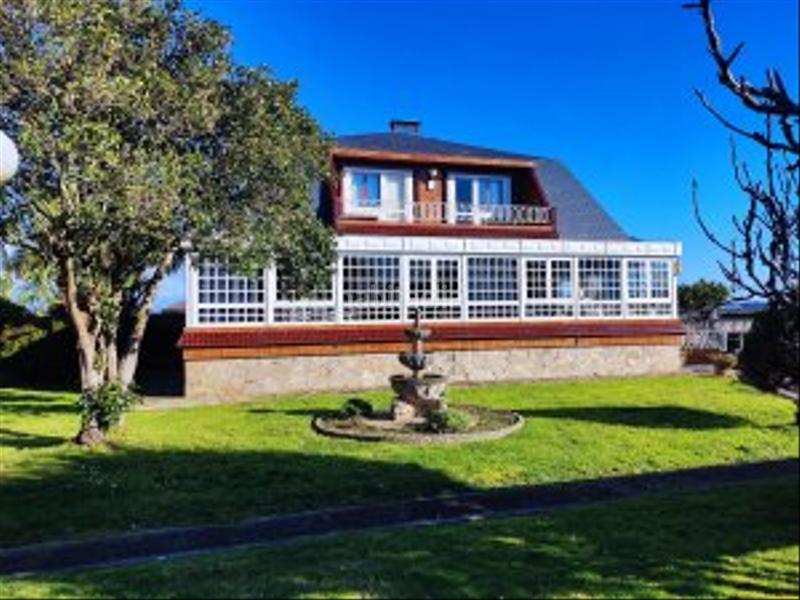 Foto f2697b9c-d376-4183-a627-da47f3fe6953. Chalet en n/a venta de chalet indepediente en Liáns Oleiros