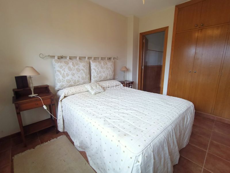 Foto 7e223444-bde9-4132-8fa2-7d9a5a11ac1a. Xalet amb xemeneia calefacció aparcament a Vedra