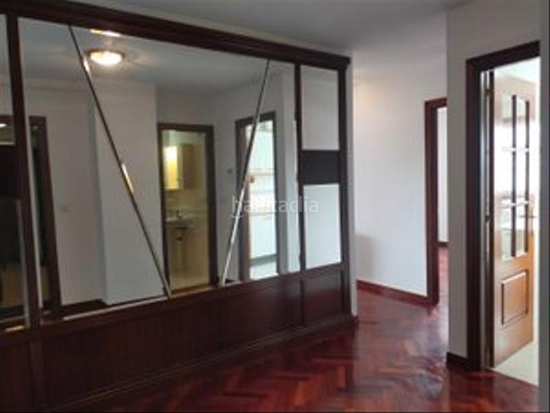 Foto d55689e5-768c-4554-b413-3280b3165e46. Apartament a rúa pérez lugín 2 a Oseiro Arteixo