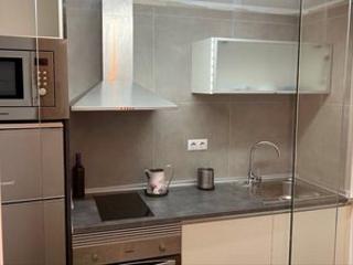 Lloguer Apartament  Ronda nelle 9. Apartamento en alqulier en la zona cuatro caminos