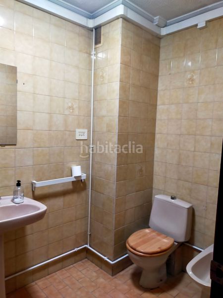Foto f1dcf679-5b10-4ee7-b82c-ed114f3fdee3. Lloguer pis a Os Mallos Coruña (A)