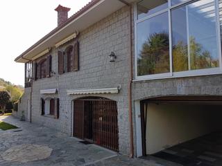 Maison à Lugar folgueiras 22. Azabache vende chalet en folgueiras-calo-teo